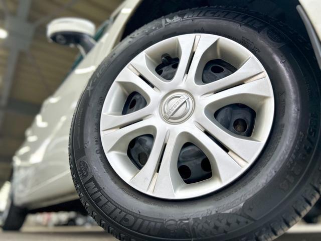 ノート X FOUR Vセレクション+セーフティII 4WD 夏・冬タイヤ付 純正エンジンスターター 純正ナビ アラウンドビューモニター 地デジTV Bluetooth コーナーセンサー 衝突被害軽減装置 LEDヘッドライト パートタイム4WD 禁煙車(13枚目)