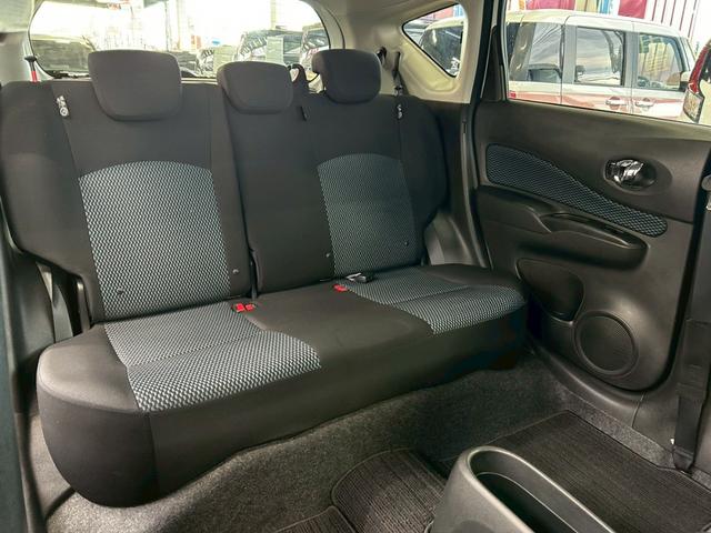 ノート X FOUR Vセレクション+セーフティII 4WD 夏・冬タイヤ付 純正エンジンスターター 純正ナビ アラウンドビューモニター 地デジTV Bluetooth コーナーセンサー 衝突被害軽減装置 LEDヘッドライト パートタイム4WD 禁煙車(19枚目)