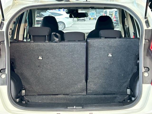 ノート X FOUR Vセレクション+セーフティII 4WD 夏・冬タイヤ付 純正エンジンスターター 純正ナビ アラウンドビューモニター 地デジTV Bluetooth コーナーセンサー 衝突被害軽減装置 LEDヘッドライト パートタイム4WD 禁煙車(21枚目)