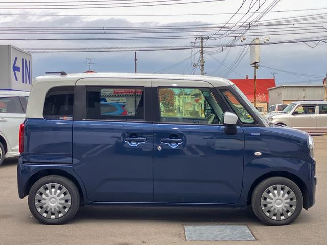 ワゴンＲスマイル ハイブリッドＳ　４ＷＤ　スズキセーフティサポート　社外ナビ　地デジＴＶ　Ｂｌｕｅｔｏｏｔｈ　バックカメラ　シートヒーター　両側電動スライドドア　ハイビームアシスト　ＥＴＣ　コーナーセンサー　衝突被害軽減装置　　禁煙車（8枚目）