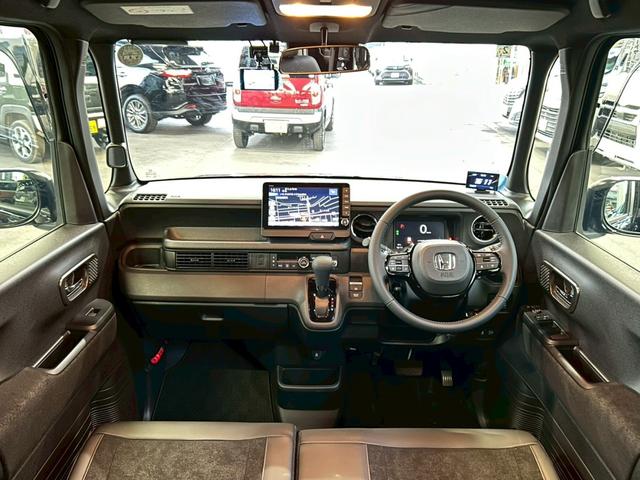 N-BOXカスタム ターボ 4WD 純正スマホ連携9型ナビ 地デジTV Bluetooth バックカメラ USB 両側電動スライドドア レーダークルーズ エンジンスターター シートヒーター ETC コーナーセンサー 1オーナー(3枚目)