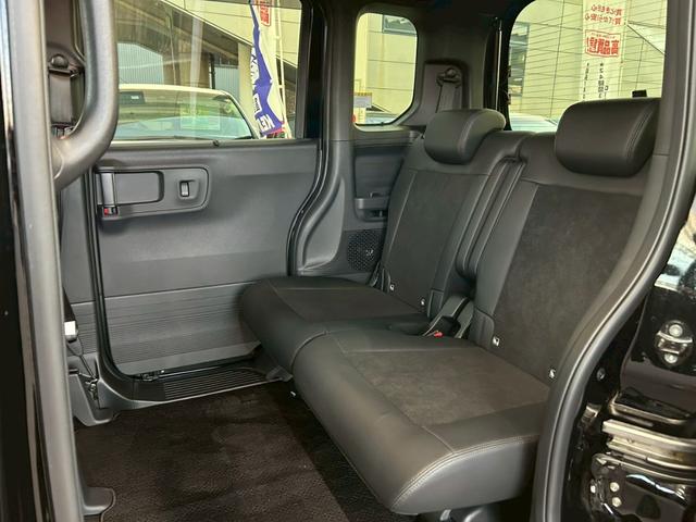 N-BOXカスタム ターボ 4WD 純正スマホ連携9型ナビ 地デジTV Bluetooth バックカメラ USB 両側電動スライドドア レーダークルーズ エンジンスターター シートヒーター ETC コーナーセンサー 1オーナー(19枚目)