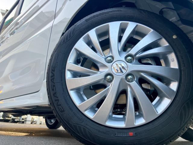 スペーシアカスタム ハイブリッドGS 4WD 届出済未使用車 追従レーダークルーズ 標識認知機能 レーンアシスト 誤発進抑制機能 コーナーセンサー シートヒーター USB充電 片側電動スライドドア LEDヘッドライト ハイビームアシスト(13枚目)