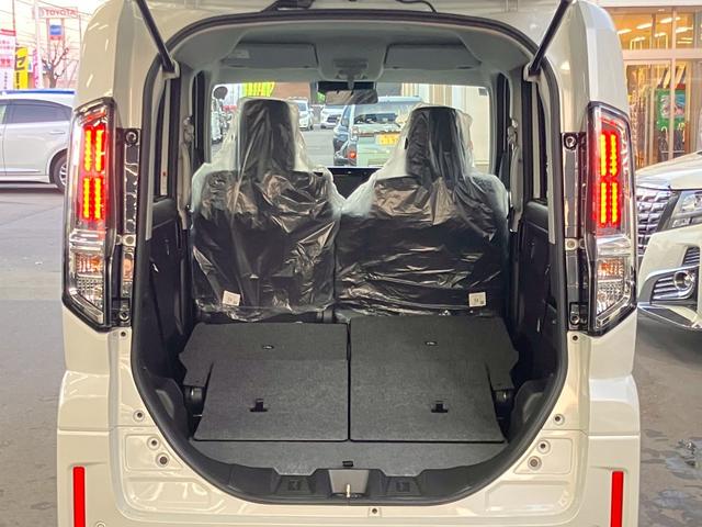 スペーシアカスタム ハイブリッドGS 4WD 届出済未使用車 追従レーダークルーズ 標識認知機能 レーンアシスト 誤発進抑制機能 コーナーセンサー シートヒーター USB充電 片側電動スライドドア LEDヘッドライト ハイビームアシスト(22枚目)