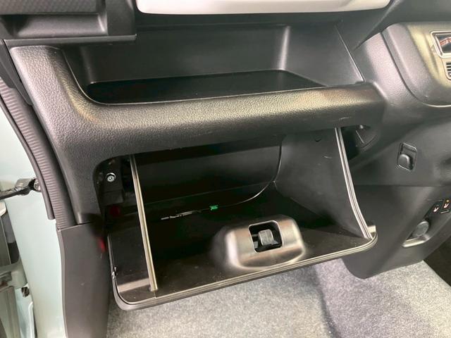 ケーユーは下取りや買取したクルマを直接販売できるので、中間マージンを省くことができます。お客様の愛車を満足できる査定をいたします。