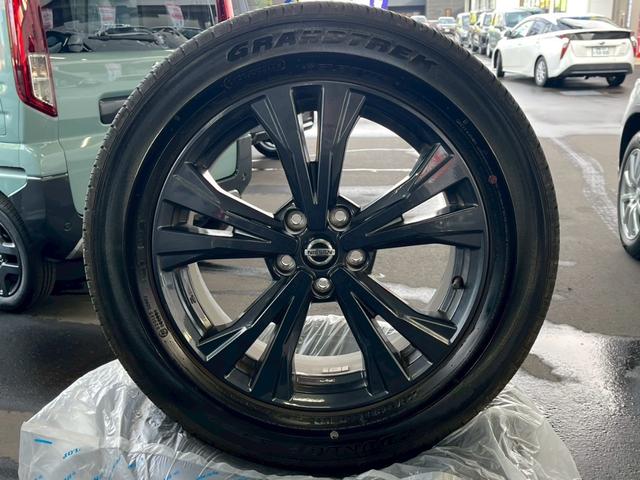 エクストレイル ２０Ｘｉ　Ｖセレクション　後期型　プロパイロット　切替４ＷＤ　後席モニター　インテリジェントルームミラー　全方位モニター　純正１０型ナビ　地デジＴＶ　Ｂｌｕｅｔｏｏｔｈ　追従レーダークルーズ　電動バックドア　ＥＴＣ　１オーナー（13枚目）