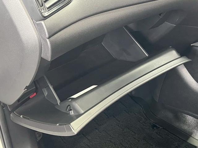 エクストレイル ２０Ｘｉ　Ｖセレクション　後期型　プロパイロット　切替４ＷＤ　後席モニター　インテリジェントルームミラー　全方位モニター　純正１０型ナビ　地デジＴＶ　Ｂｌｕｅｔｏｏｔｈ　追従レーダークルーズ　電動バックドア　ＥＴＣ　１オーナー（19枚目）