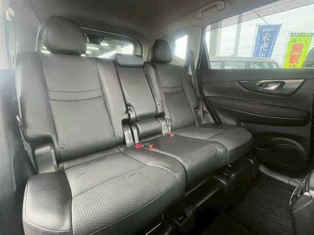 エクストレイル ２０Ｘｉ　Ｖセレクション　後期型　プロパイロット　切替４ＷＤ　後席モニター　インテリジェントルームミラー　全方位モニター　純正１０型ナビ　地デジＴＶ　Ｂｌｕｅｔｏｏｔｈ　追従レーダークルーズ　電動バックドア　ＥＴＣ　１オーナー（20枚目）