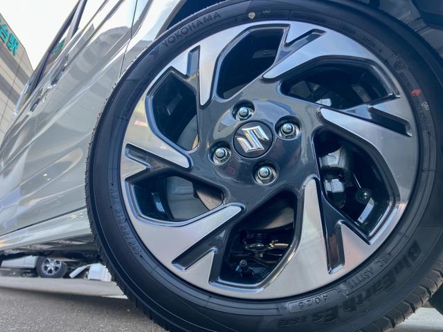 スペーシアカスタム ハイブリッドＸＳターボ　４ＷＤ　届出済未使用車　全方位モニター付９型ナビ　地デジＴＶ　スマホ連携　Ｂｌｕｅｔｏｏｔｈ　ＵＳＢ　追従レーダークルーズ　標識認知機能　レーンアシスト　誤発進抑制　コーナーセンサー　シートヒーター（13枚目）