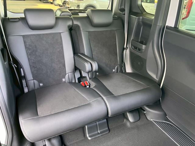Ｎ－ＢＯＸカスタム ターボ　４ＷＤ　届出済未使用　ターボ　純正８型ナビ　地デジＴＶ　Ｂｌｕｅｔｏｏｔｈ　バックカメラ　両側電動スライドドア　追従クルーズコントロール　シートヒーター　ハーフ革シート　スマートキー　ホンダセンシング（18枚目）