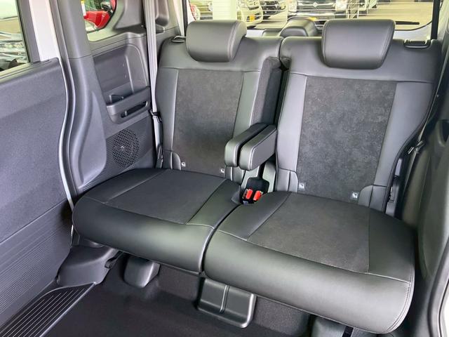 Ｎ－ＢＯＸカスタム ターボ　４ＷＤ　届出済未使用　ターボ　純正８型ナビ　地デジＴＶ　Ｂｌｕｅｔｏｏｔｈ　バックカメラ　両側電動スライドドア　追従クルーズコントロール　シートヒーター　ハーフ革シート　スマートキー　ホンダセンシング（20枚目）