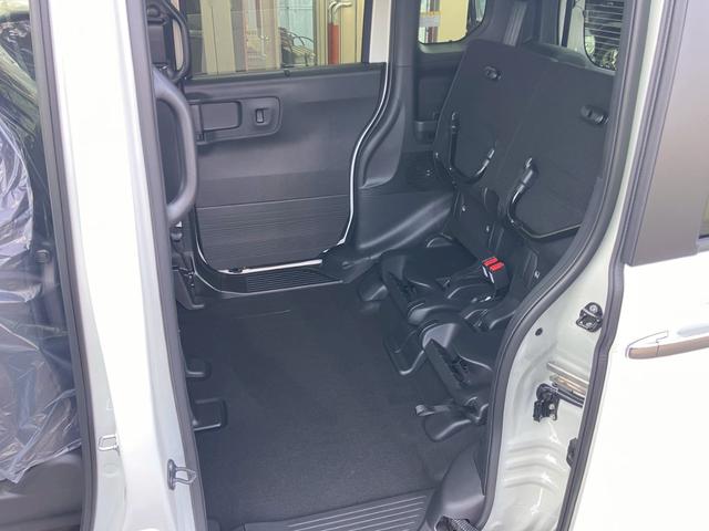 Ｎ－ＢＯＸカスタム ターボ　４ＷＤ　届出済未使用　ターボ　純正８型ナビ　地デジＴＶ　Ｂｌｕｅｔｏｏｔｈ　バックカメラ　両側電動スライドドア　追従クルーズコントロール　シートヒーター　ハーフ革シート　スマートキー　ホンダセンシング（21枚目）