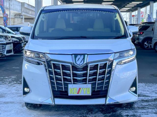 アルファードハイブリッド Ｇ　Ｆパッケージ　４ＷＤ　後期型　【純正ディスプレイオーディオ・ナビ付】　Ｂｌｕｅｔｏｏｔｈ　純正後席モニター　スマホ連携　バックカメラ　デジタルインナーミラー　ステアリングヒーター　シートヒーター＆エアコン　禁煙車（6枚目）