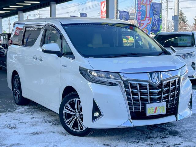 アルファードハイブリッド Ｇ　Ｆパッケージ　４ＷＤ　後期型　【純正ディスプレイオーディオ・ナビ付】　Ｂｌｕｅｔｏｏｔｈ　純正後席モニター　スマホ連携　バックカメラ　デジタルインナーミラー　ステアリングヒーター　シートヒーター＆エアコン　禁煙車（7枚目）