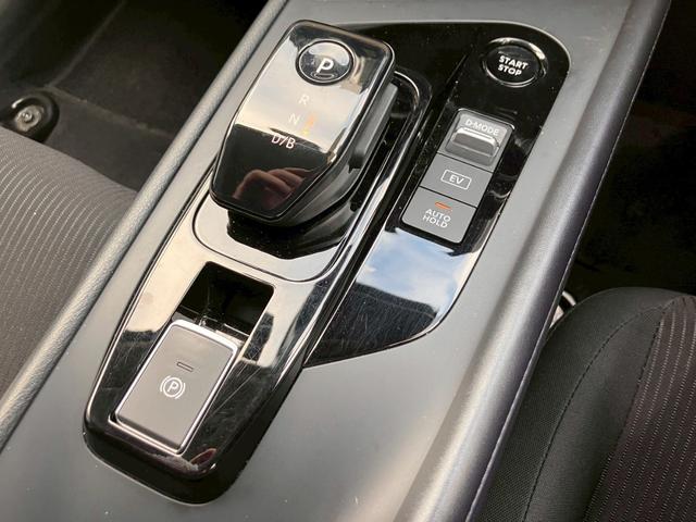 ノート Ｘ　ＦＯＵＲ　４ＷＤ／走行７１５５０ｋｍ／千葉県仕入れ／社外メモリーナビ／Ｂｌｕｅｔｏｏｔｈ／バックカメラ／ＵＳＢ端子／シートヒーター／ステアリングヒーター／ブレーキホールド／衝突被害軽減／コーナーセンサー禁煙車（33枚目）