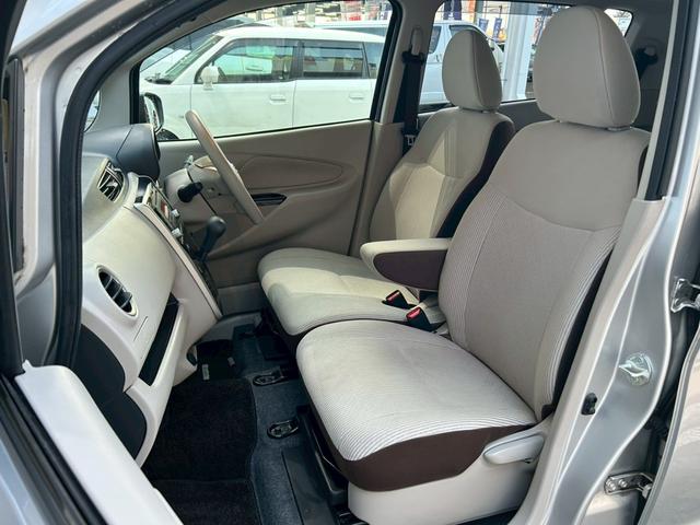 デイズ Ｘ　４ＷＤ／走行２７８４６ｋｍ／ＣＤ／ＡＵＸ接続／アラウンドビューカメラ／シートヒーター／純正エンジンスターター／夏・冬タイヤ付／社外１４インチＡＷ／衝突被害軽減装置／横滑り防止機能／スマートキー／禁煙車（17枚目）