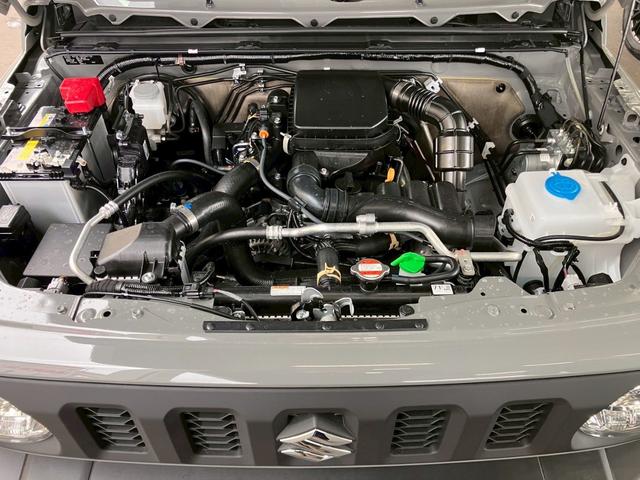ジムニー ＸＣ　４ＷＤ／届出済未使用車／５型／デュアルセンサーブレーキサポートＩＩ／アダプティブクルーズコントロール／後方誤発信抑制機能／シートヒーター／コーナーセンサー／ＬＥＤヘッドライト／横滑り防止／背面タイヤ（32枚目）