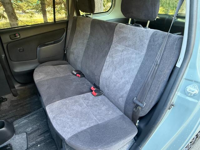 プロボックスワゴン Ｆ　エクストラパッケージリミテッド　４ＷＤ／全塗装グレー／ホワイトレター／社外アルミ／夏・冬タイヤセット／５速マニュアル／ＬＥＤヘッドライト／スモークテールランプ（22枚目）