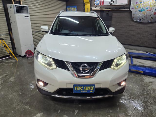 エクストレイル ２０Ｘ　エマージェンシーブレーキパッケージ　・寒冷地・７人乗り・エンジンスターター・アラウンドビューモニター・オートクルーズ・シートヒーター・Ｂｌｕｅｔｏｏｔｈ純正ナビ・アイドルストップ・横滑り防止・フラット・夏／冬タイヤ・距離無制限一年保証（8枚目）