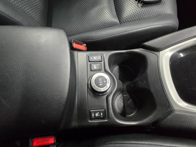 エクストレイル ２０Ｘ　エマージェンシーブレーキパッケージ　・寒冷地・７人乗り・エンジンスターター・アラウンドビューモニター・オートクルーズ・シートヒーター・Ｂｌｕｅｔｏｏｔｈ純正ナビ・アイドルストップ・横滑り防止・フラット・夏／冬タイヤ・距離無制限一年保証（39枚目）