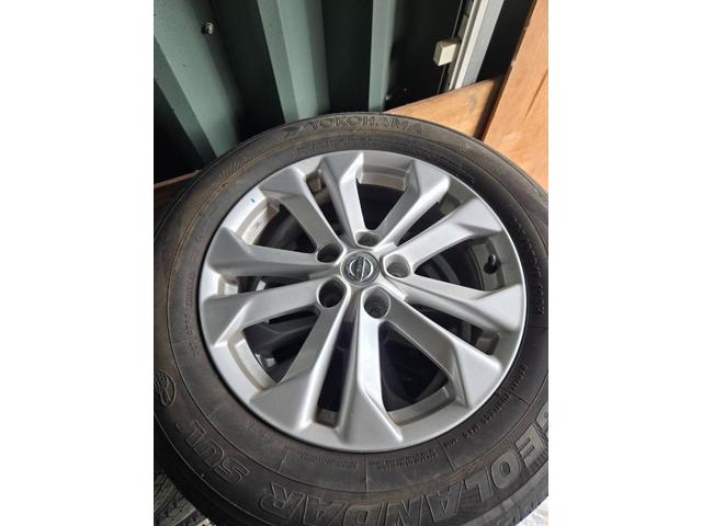 エクストレイル ２０Ｘ　エマージェンシーブレーキパッケージ　・寒冷地・７人乗り・エンジンスターター・アラウンドビューモニター・オートクルーズ・シートヒーター・Ｂｌｕｅｔｏｏｔｈ純正ナビ・アイドルストップ・横滑り防止・フラット・夏／冬タイヤ・距離無制限一年保証（55枚目）