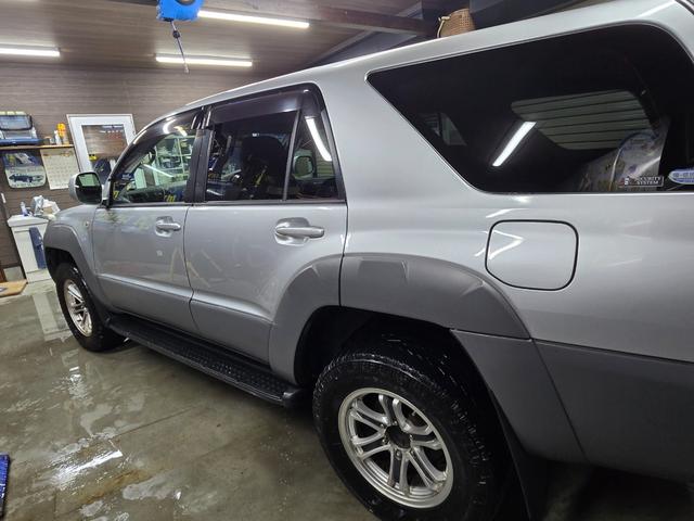 ハイラックスサーフ ＳＳＲ－Ｘ　・ユーザー買取り車・切替４ＷＤ・ガソリン・Ｂｌｕｅｔｏｏｔｈナビ／ＴＶ／バックカメラ・ドラレコ・ＥＴＣ（15枚目）