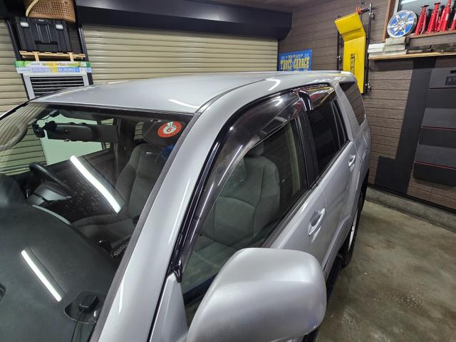 ハイラックスサーフ ＳＳＲ－Ｘ　・ユーザー買取り車・切替４ＷＤ・ガソリン・Ｂｌｕｅｔｏｏｔｈナビ／ＴＶ／バックカメラ・ドラレコ・ＥＴＣ（16枚目）