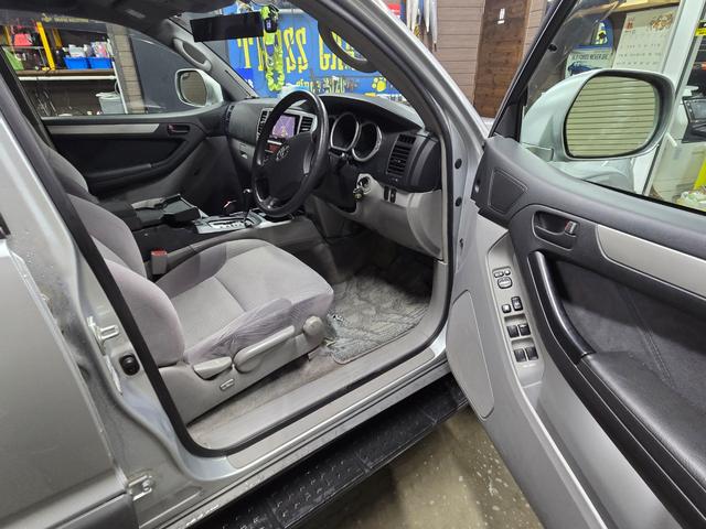 ハイラックスサーフ ＳＳＲ－Ｘ　・ユーザー買取り車・切替４ＷＤ・ガソリン・Ｂｌｕｅｔｏｏｔｈナビ／ＴＶ／バックカメラ・ドラレコ・ＥＴＣ（27枚目）