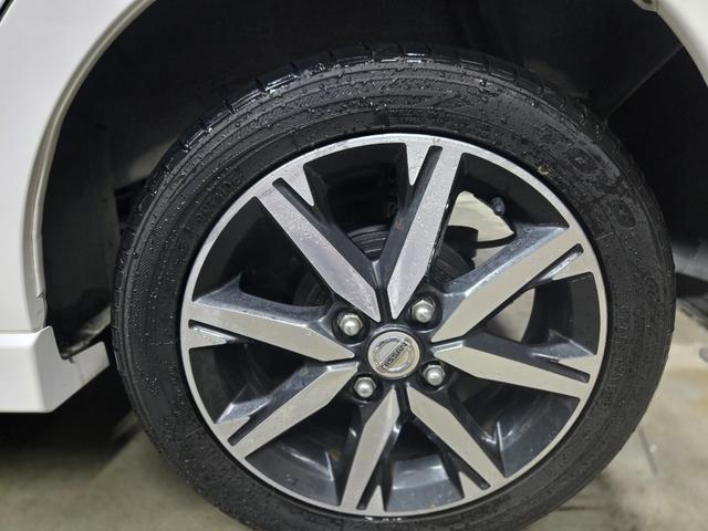 デイズ ハイウェイスター　Ｇターボ　・４ＷＤ・ＥＴＣ・プッシュスタート・横滑り防止・オートライト・ドアバイザー・距離無制限一年保証・ＢｌｕｅｔｏｏｔｈナビＴＶ・エマージェンシーブレーキ・アラウンドビューモニター・シートヒーター（63枚目）