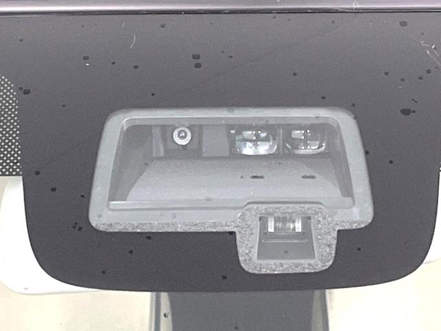 モード 4WD スズキセーフティサポート 禁煙車 SDナビ Bluetooth再生 フルセグTV ビルトインETC シートヒーター HIDヘッドライト キーレススタートシステム レーンキープアシスト(4枚目)