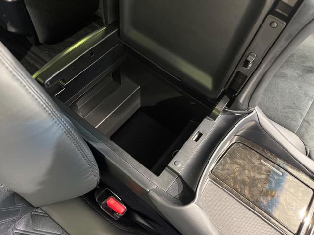 ヴェルファイアハイブリッド ＺＲ　４ＷＤ　フリップダウンモニター　両側電動スライドドア　純正９型ＳＤナビ　バックカメラ　１００Ｖ電源　レーダークルーズ　禁煙車　ハーフレザーシート　クリアランスソナー　スマートキー　ＬＥＤヘッド　ＥＴＣ（65枚目）