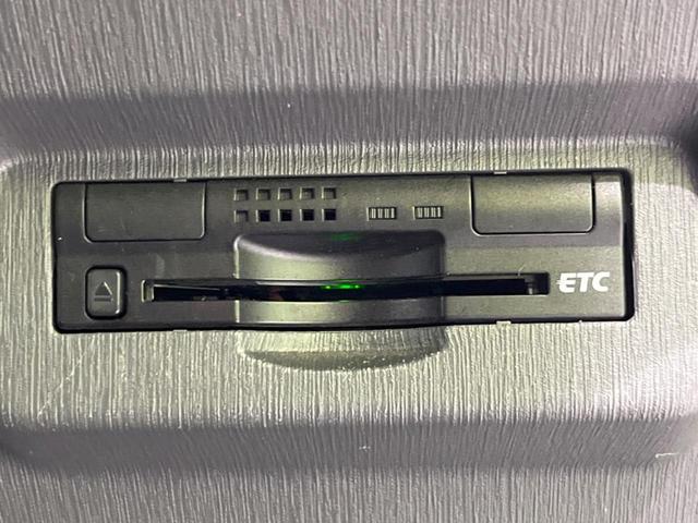 プリウスアルファ Ｓ　純正ＳＤナビ　バックカメラ　寒冷地仕様　スマートキー　ＬＥＤヘッド　ビルトインＥＴＣ　クルコン　オートライト　オートエアコン　純正１６インチアルミ　Ｂｌｕｅｔｏｏｔｈ　ＣＤ　ＤＶＤ再生　地デジ（7枚目）