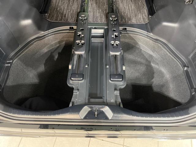 アルファードハイブリッド ＳＲ　モデリスタエアロ　ＢＩＧ－Ｘ１１インチナビ　フリップダウン　両側電動スライドドア　セーフティセンス　禁煙車　レーダークルーズ　バックカメラ　ＥＴＣ　Ｂｌｕｅｔｏｏｔｈ　フルセグ　シートエアコン（56枚目）