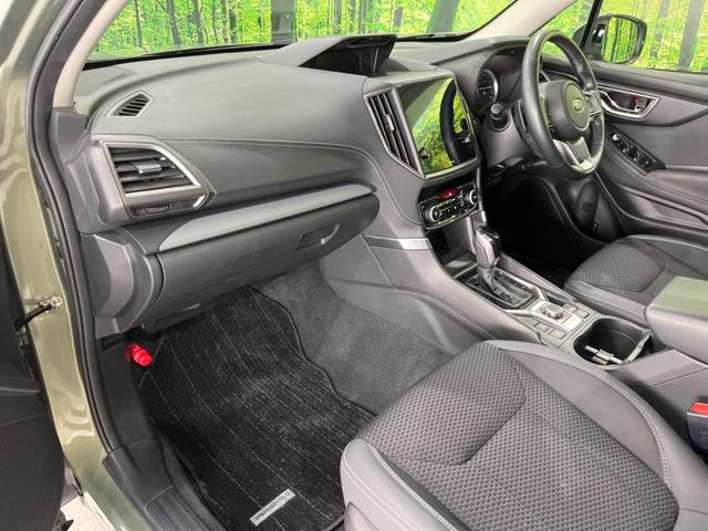 フォレスター アドバンス　サンルーフ　アイサイト　禁煙車　純正ナビ　レーダークルーズ　バックカメラ　ＥＴＣ　Ｂｌｕｅｔｏｏｔｈ　フルセグ　スマートキー　全席シートヒーター　メモリー付きパワーシート　デジタルインナーミラー（62枚目）
