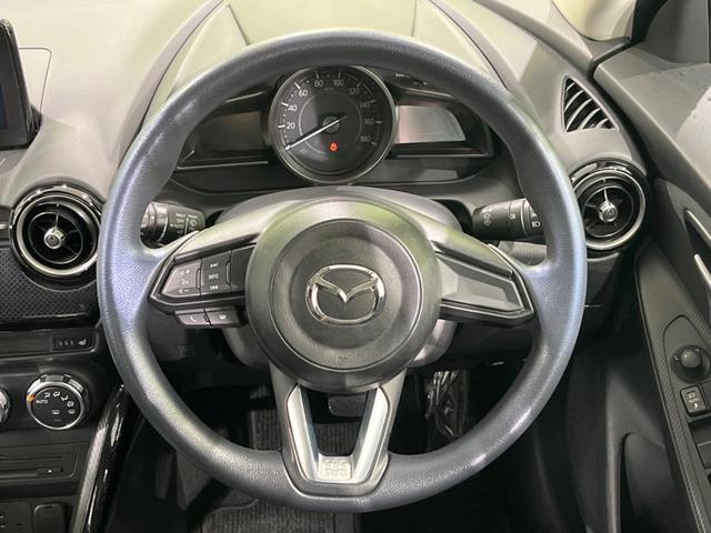 デミオ １３Ｓ　４ＷＤ　純正ＳＤナビ　バックカメラ　禁煙車　スマートキー　ＬＥＤヘッド　オートライト　Ｂｌｕｅｔｏｏｔｈ　ＣＤ　ＤＶＤ再生　地デジ（15枚目）