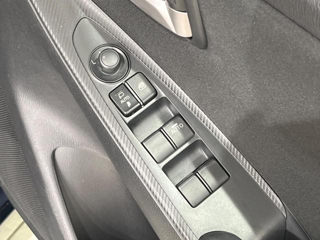 デミオ １３Ｓ　４ＷＤ　純正ＳＤナビ　バックカメラ　禁煙車　スマートキー　ＬＥＤヘッド　オートライト　Ｂｌｕｅｔｏｏｔｈ　ＣＤ　ＤＶＤ再生　地デジ（34枚目）
