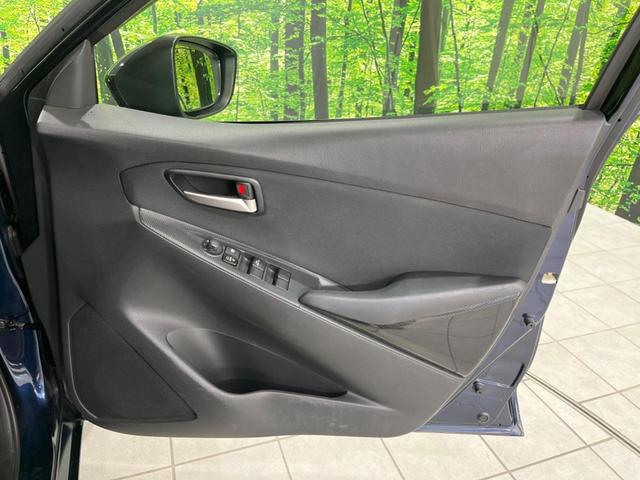 デミオ １３Ｓ　４ＷＤ　純正ＳＤナビ　バックカメラ　禁煙車　スマートキー　ＬＥＤヘッド　オートライト　Ｂｌｕｅｔｏｏｔｈ　ＣＤ　ＤＶＤ再生　地デジ（48枚目）