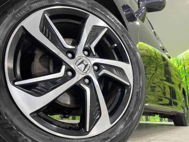 オデッセイ アブソルート・Ｘホンダセンシングアドバンスドパッケジ　両側電動スライドドア　ホンダセンシング　禁煙車　純正ナビ　全周囲カメラ　アダプティブクルーズ　寒冷地仕様　バックカメラ　ＥＴＣ　Ｂｌｕｅｔｏｏｔｈ　フルセグ　リアオートエアコン　スマートキー（15枚目）