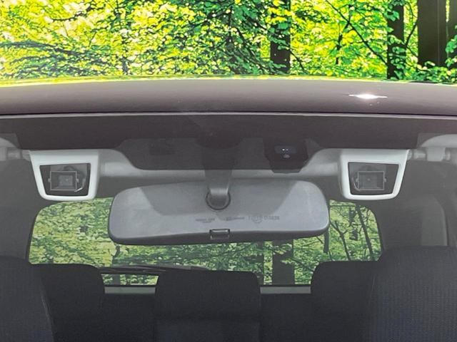 レガシィツーリングワゴン ２．０ＧＴ　ＤＩＴアイサイト　後期Ｄ型　４ＷＤ　ターボ　純正ナビ　レーダークルーズ　ビルシュタインダンパー　バックカメラ　禁煙車　パワーシート　スマートキー　ＥＴＣ　ＨＩＤヘッド　ＥＴＣ　純正１８インチアルミ　ＣＤ　ＤＶＤ再生（3枚目）