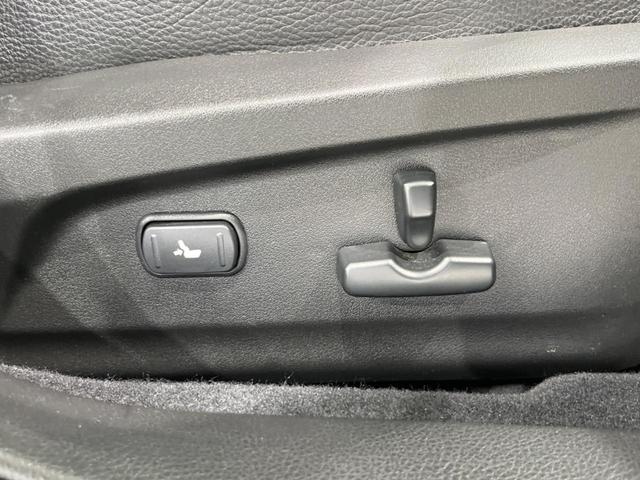 レガシィツーリングワゴン ２．０ＧＴ　ＤＩＴアイサイト　後期Ｄ型　４ＷＤ　ターボ　純正ナビ　レーダークルーズ　ビルシュタインダンパー　バックカメラ　禁煙車　パワーシート　スマートキー　ＥＴＣ　ＨＩＤヘッド　ＥＴＣ　純正１８インチアルミ　ＣＤ　ＤＶＤ再生（9枚目）