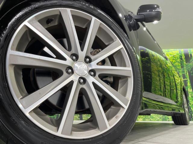 レガシィツーリングワゴン ２．０ＧＴ　ＤＩＴアイサイト　後期Ｄ型　４ＷＤ　ターボ　純正ナビ　レーダークルーズ　ビルシュタインダンパー　バックカメラ　禁煙車　パワーシート　スマートキー　ＥＴＣ　ＨＩＤヘッド　ＥＴＣ　純正１８インチアルミ　ＣＤ　ＤＶＤ再生（14枚目）