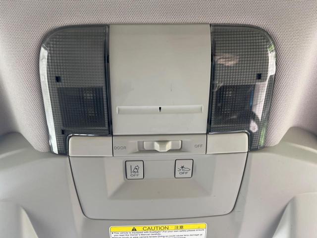 レガシィツーリングワゴン ２．０ＧＴ　ＤＩＴアイサイト　後期Ｄ型　４ＷＤ　ターボ　純正ナビ　レーダークルーズ　ビルシュタインダンパー　バックカメラ　禁煙車　パワーシート　スマートキー　ＥＴＣ　ＨＩＤヘッド　ＥＴＣ　純正１８インチアルミ　ＣＤ　ＤＶＤ再生（40枚目）