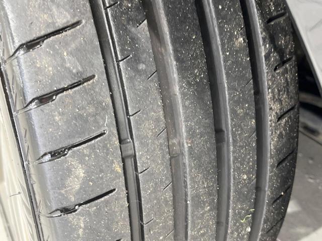 レガシィツーリングワゴン ２．０ＧＴ　ＤＩＴアイサイト　後期Ｄ型　４ＷＤ　ターボ　純正ナビ　レーダークルーズ　ビルシュタインダンパー　バックカメラ　禁煙車　パワーシート　スマートキー　ＥＴＣ　ＨＩＤヘッド　ＥＴＣ　純正１８インチアルミ　ＣＤ　ＤＶＤ再生（68枚目）