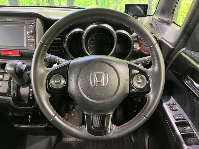 N-BOXカスタム G・ターボLパッケージ 両側電動ドア 純正DA バックカメラ レーダークルーズ 禁煙車 コーナーセンサー スマートキー HIDヘッド オートエアコン 純正15インチアルミ CD 地デジ LEDフォグ(12枚目)