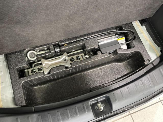 N-BOXカスタム G・ターボLパッケージ 両側電動ドア 純正DA バックカメラ レーダークルーズ 禁煙車 コーナーセンサー スマートキー HIDヘッド オートエアコン 純正15インチアルミ CD 地デジ LEDフォグ(46枚目)