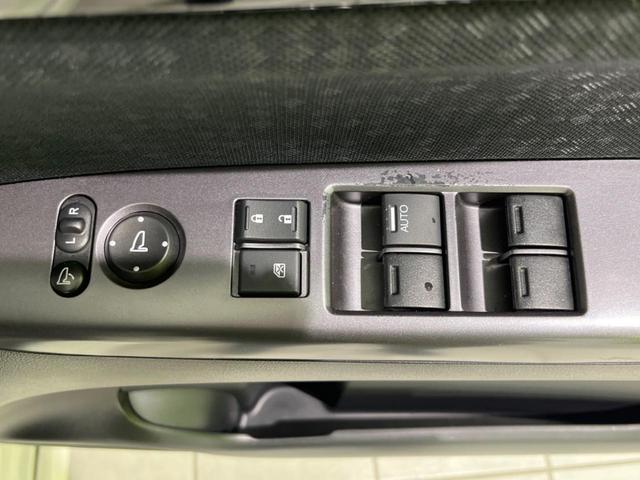 N-BOXカスタム G・ターボLパッケージ 両側電動ドア 純正DA バックカメラ レーダークルーズ 禁煙車 コーナーセンサー スマートキー HIDヘッド オートエアコン 純正15インチアルミ CD 地デジ LEDフォグ(56枚目)