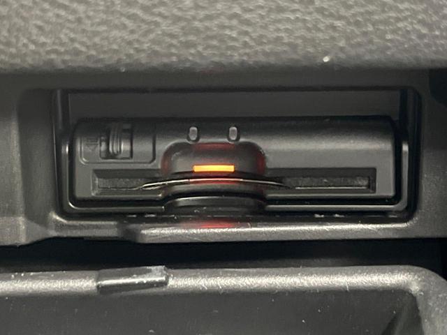 セレナ ハイウェイスター Vセレクション 両側電動スライドドア 純正9型SDナビ フリップダウンモニター バックカメラ エマージェンシーブレーキ 禁煙車 ドラレコ スマートキー LEDヘッド ビルトインETC クルコン オートハイビーム(23枚目)