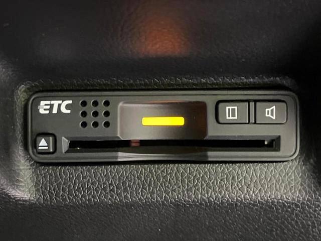 シャトル ハイブリッドXスタイルエディション SDナビ バックカメラ 寒冷地仕様 シティブレーキアクティブシステム 禁煙車 ハーフレザーシート スマートキー LEDヘッド ビルトインETC クルコン オートライト オートエアコン 横滑り防止装置(7枚目)