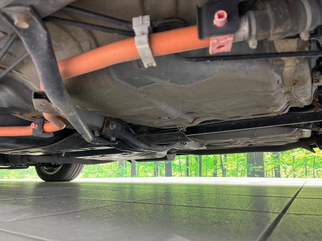 シャトル ハイブリッドXスタイルエディション SDナビ バックカメラ 寒冷地仕様 シティブレーキアクティブシステム 禁煙車 ハーフレザーシート スマートキー LEDヘッド ビルトインETC クルコン オートライト オートエアコン 横滑り防止装置(23枚目)