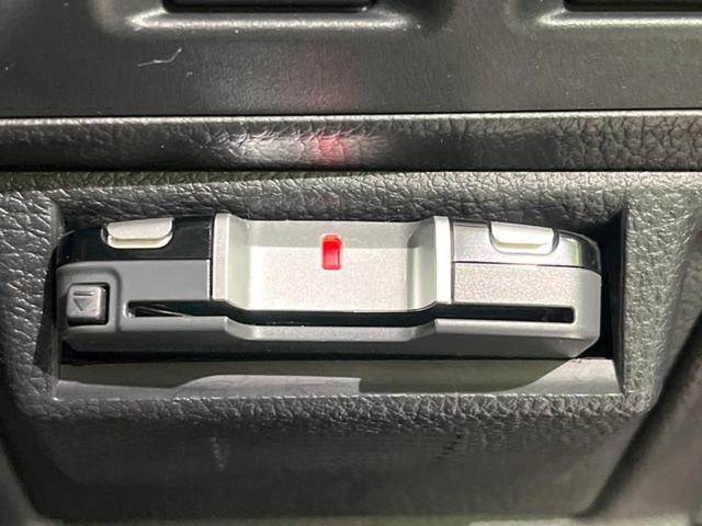 フォレスター 2.0i-S アイサイト アイサイト 禁煙車 純正ナビ レーダークルーズ ETC Bluetooth スマートキー パワーバックドア パワーシート HIDヘッドライト シートヒーター スマートキー パドルシフト オートエアコン(5枚目)